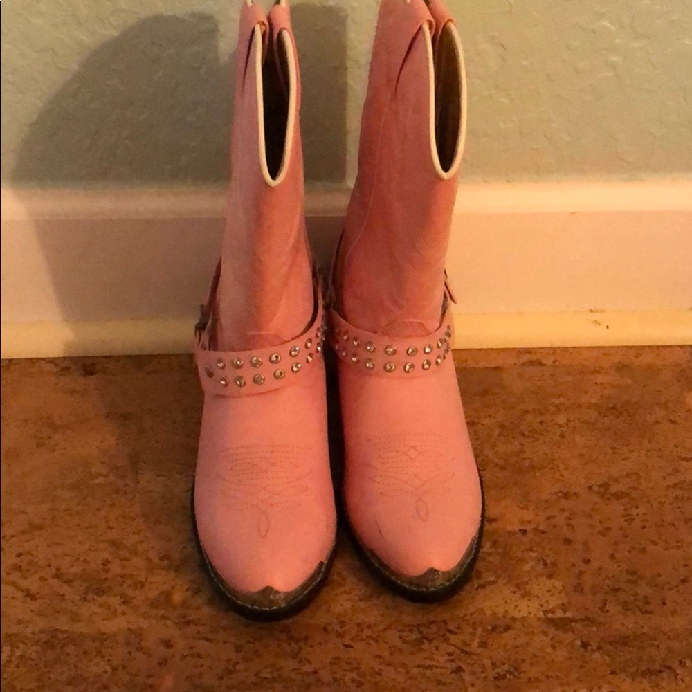 Durango pink size 6 boots